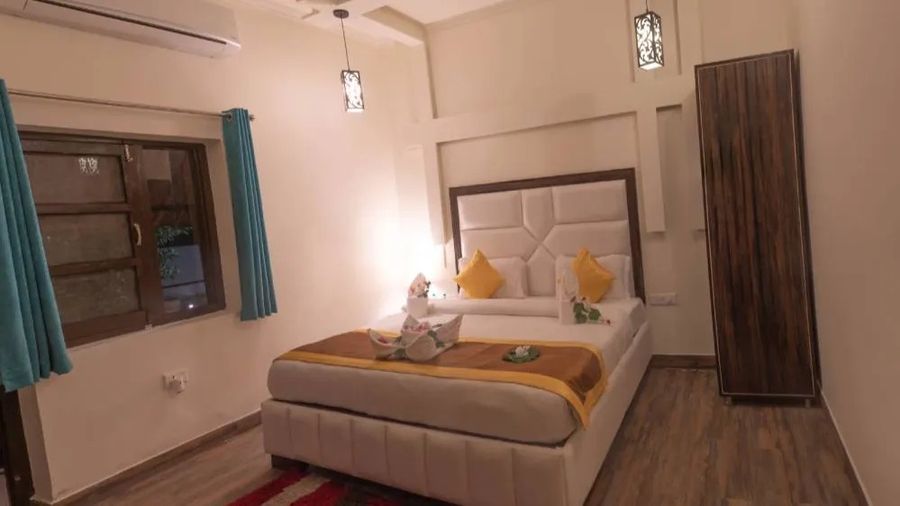 La Perle River Resorts, Cotton Tree room